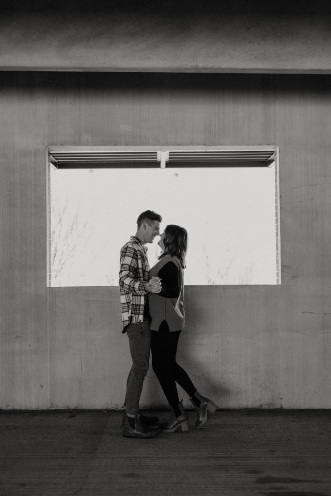 A Georgia Rooftop Photoshoot captured by GA couples photographer